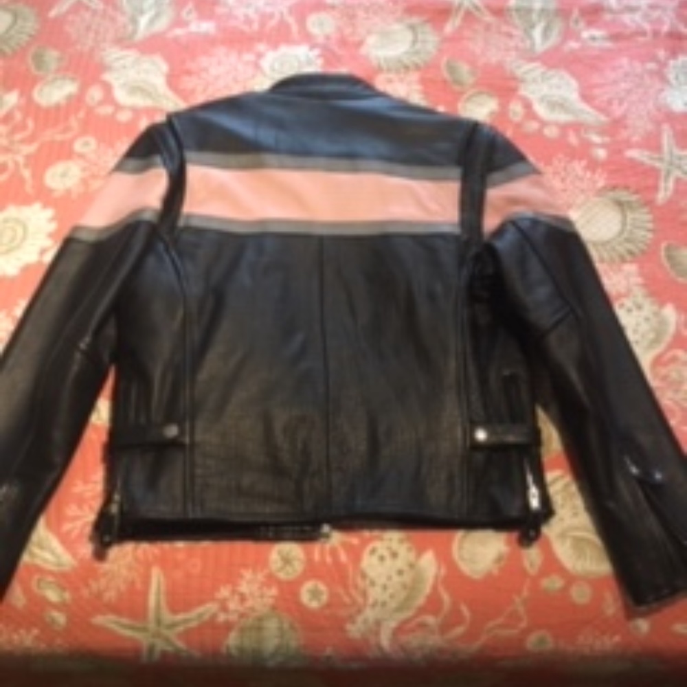 leather jacket - Picture 3 of 3